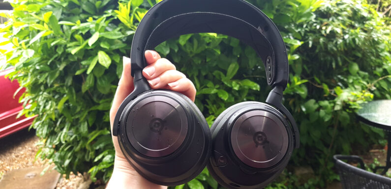 Top-Rated Headsets According to Reviews